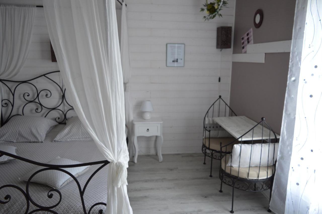 Au Coeur Du Bien Etre, Chambre D'Hotes Avec Piscine Chauffee Et Couverte, Spa, Sauna, Massages Monteaux Dış mekan fotoğraf